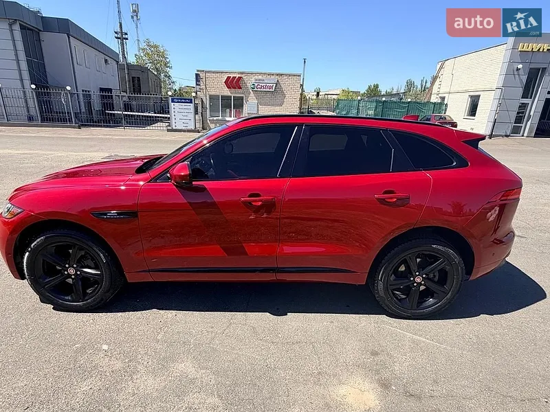Jaguar F-Pace 2016
