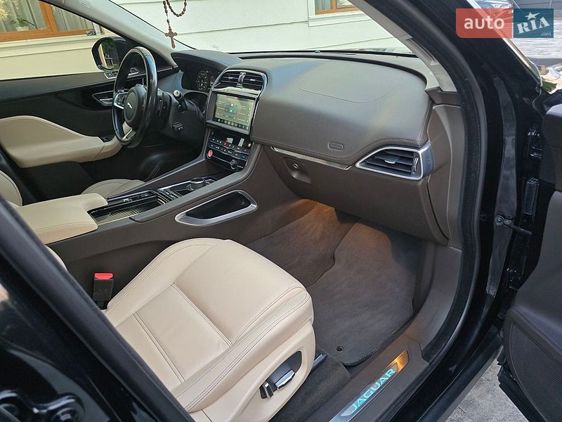 Внедорожник / Кроссовер Jaguar F-Pace 2020 в Ивано-Франковске