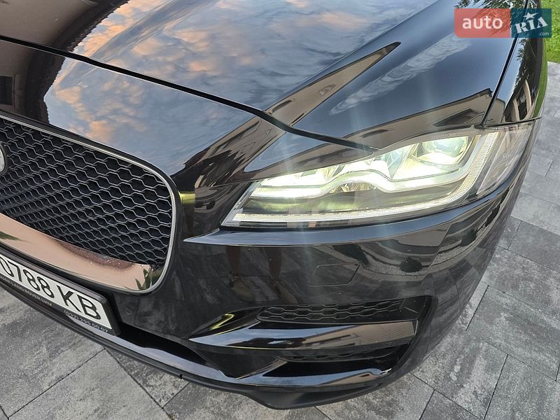 Внедорожник / Кроссовер Jaguar F-Pace 2020 в Ивано-Франковске