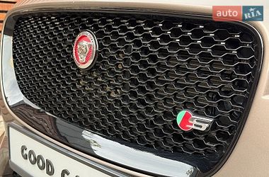 Позашляховик / Кросовер Jaguar F-Pace 2016 в Одесі