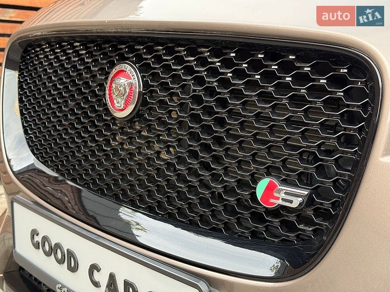 Позашляховик / Кросовер Jaguar F-Pace 2016 в Одесі