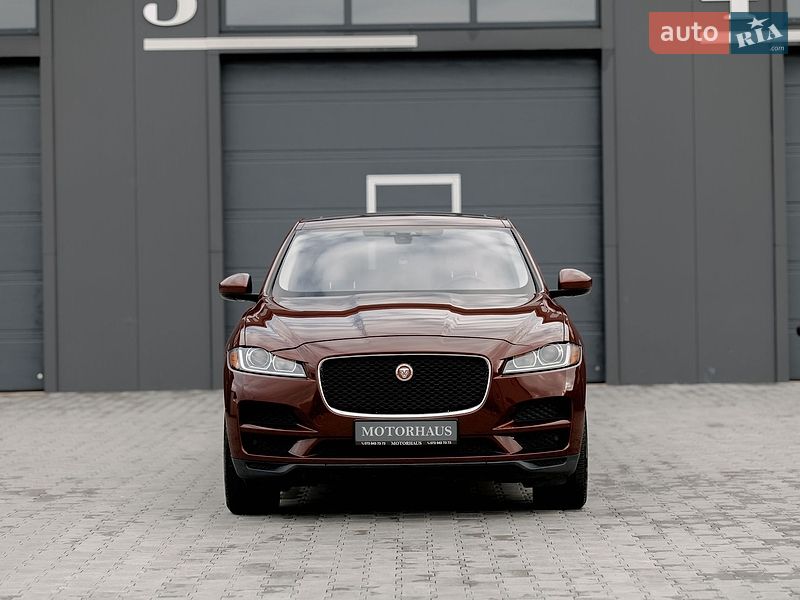 Позашляховик / Кросовер Jaguar F-Pace 2016 в Чернівцях