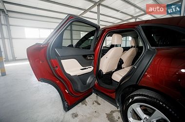 Позашляховик / Кросовер Jaguar F-Pace 2016 в Чернівцях