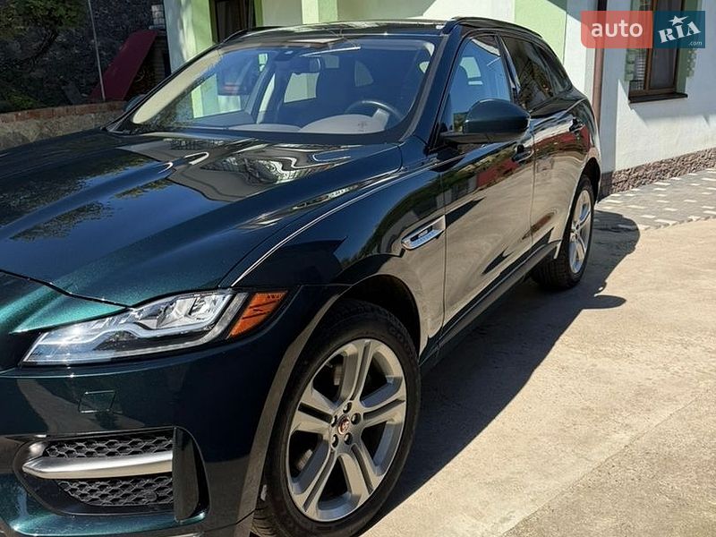 Позашляховик / Кросовер Jaguar F-Pace 2017 в Чернівцях