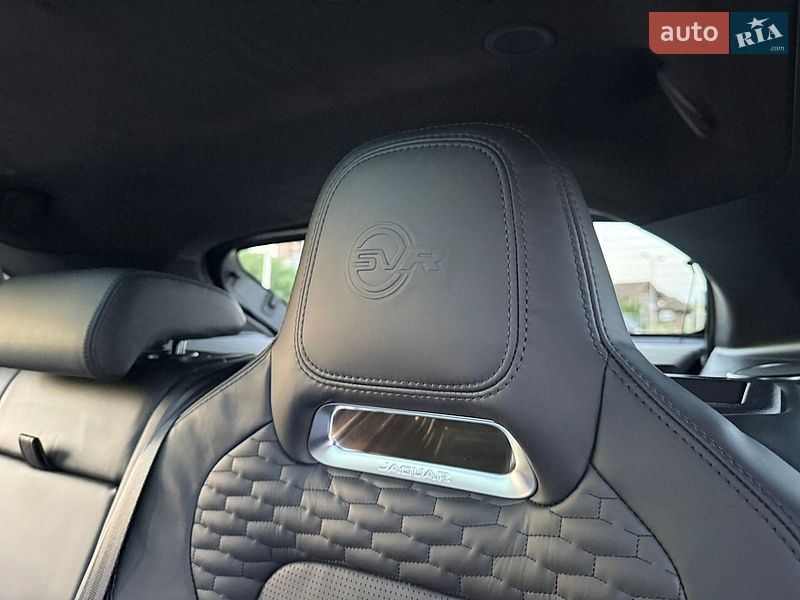 Позашляховик / Кросовер Jaguar F-Pace 2021 в Києві