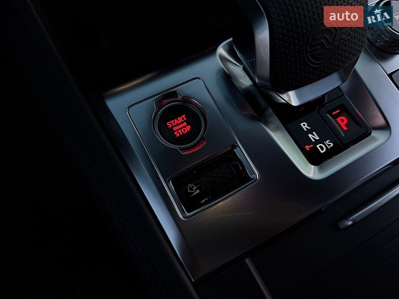 Позашляховик / Кросовер Jaguar F-Pace 2021 в Києві