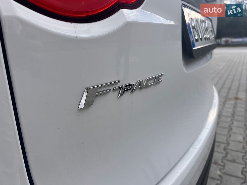 Внедорожник / Кроссовер Jaguar F-Pace 2019 в Тернополе