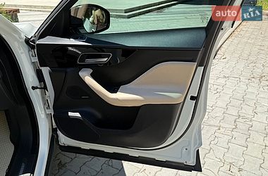 Внедорожник / Кроссовер Jaguar F-Pace 2019 в Тернополе