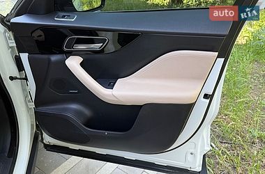 Внедорожник / Кроссовер Jaguar F-Pace 2019 в Тернополе