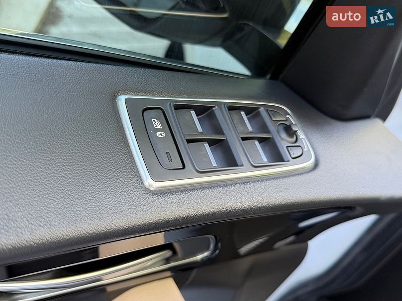 Внедорожник / Кроссовер Jaguar F-Pace 2019 в Тернополе