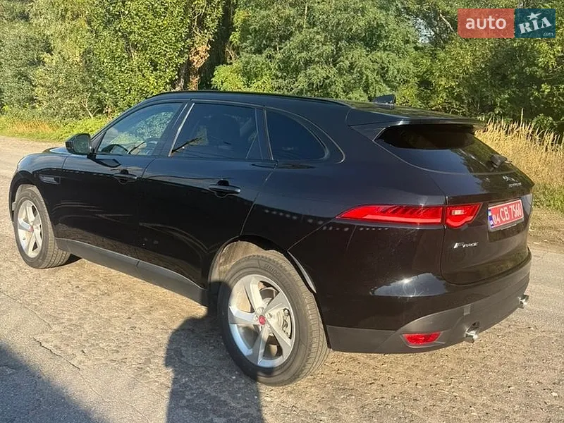 Jaguar F-Pace 2016