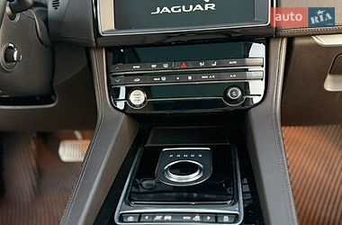 Внедорожник / Кроссовер Jaguar F-Pace 2018 в Киеве