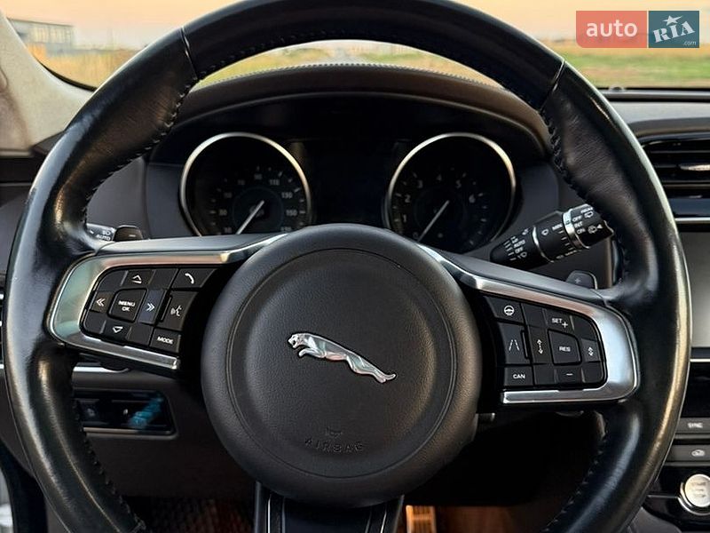 Внедорожник / Кроссовер Jaguar F-Pace 2018 в Киеве