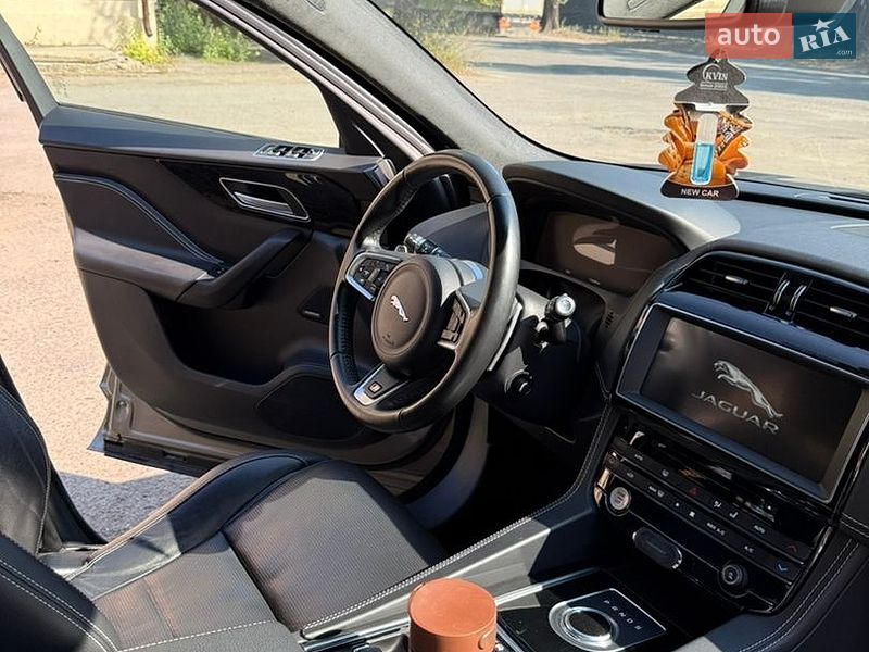 Внедорожник / Кроссовер Jaguar F-Pace 2017 в Днепре