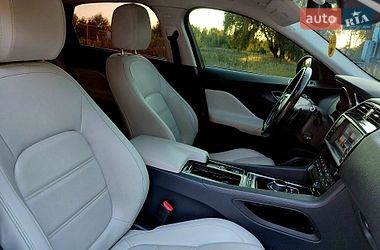 Позашляховик / Кросовер Jaguar F-Pace 2016 в Чернігові