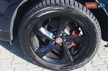 Внедорожник / Кроссовер Jaguar F-Pace 2022 в Ровно