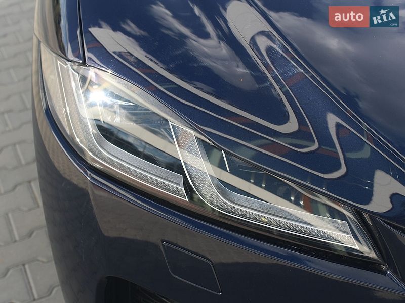 Внедорожник / Кроссовер Jaguar F-Pace 2022 в Ровно