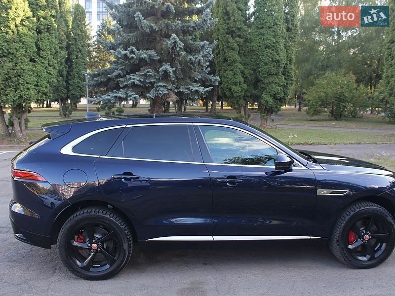 Внедорожник / Кроссовер Jaguar F-Pace 2022 в Ровно