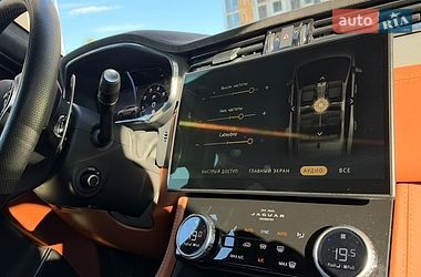 Внедорожник / Кроссовер Jaguar F-Pace 2024 в Киеве