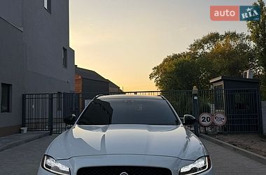 Позашляховик / Кросовер Jaguar F-Pace 2016 в Дніпрі