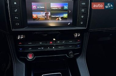 Внедорожник / Кроссовер Jaguar F-Pace 2016 в Днепре