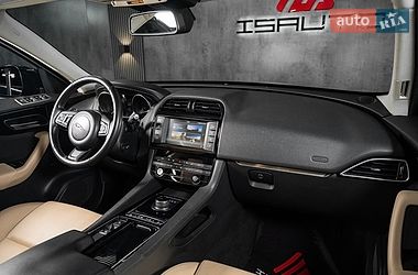 Позашляховик / Кросовер Jaguar F-Pace 2018 в Одесі фото 24 Позашляховик / Кросовер Jaguar F-Pace 2018 в Одесі