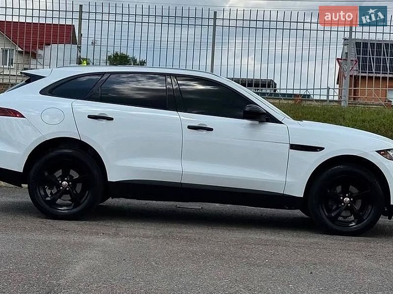 Jaguar F-Pace 2017