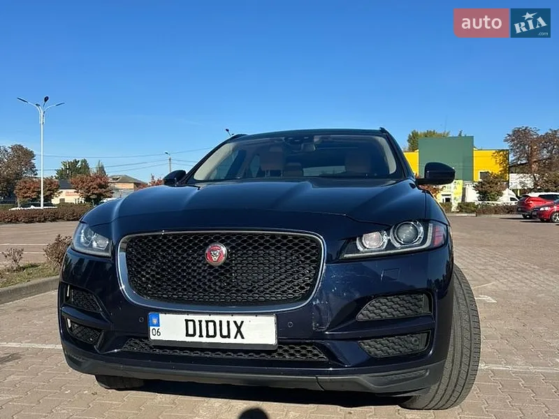 Jaguar F-Pace 2016
