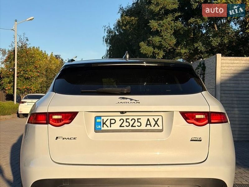 Внедорожник / Кроссовер Jaguar F-Pace 2019 в Киеве