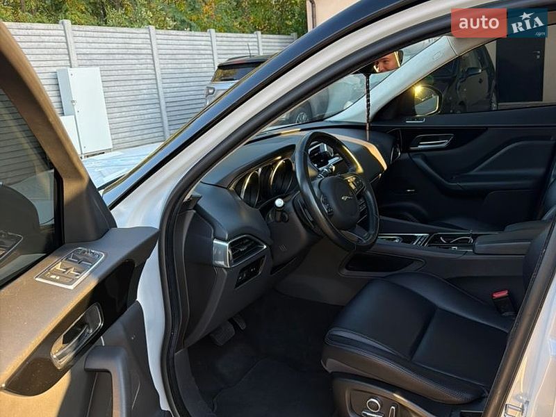 Внедорожник / Кроссовер Jaguar F-Pace 2019 в Киеве
