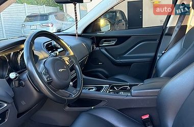 Внедорожник / Кроссовер Jaguar F-Pace 2019 в Киеве