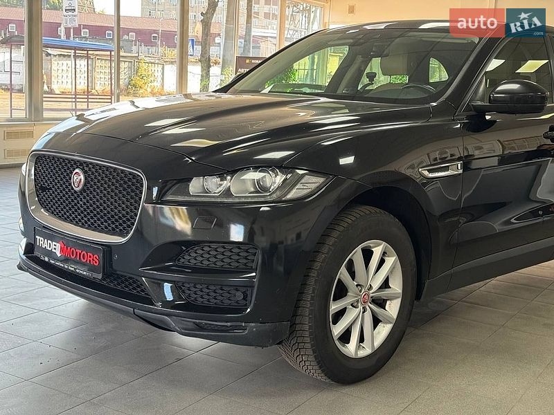 Внедорожник / Кроссовер Jaguar F-Pace 2016 в Киеве