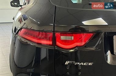 Внедорожник / Кроссовер Jaguar F-Pace 2016 в Киеве