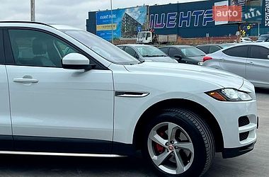 Позашляховик / Кросовер Jaguar F-Pace 2017 в Львові