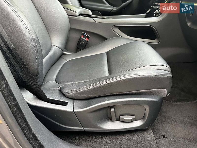 Позашляховик / Кросовер Jaguar F-Pace 2016 в Києві фото 24 Позашляховик / Кросовер Jaguar F-Pace 2016 в Києві