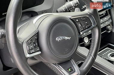 Внедорожник / Кроссовер Jaguar F-Pace 2017 в Киеве