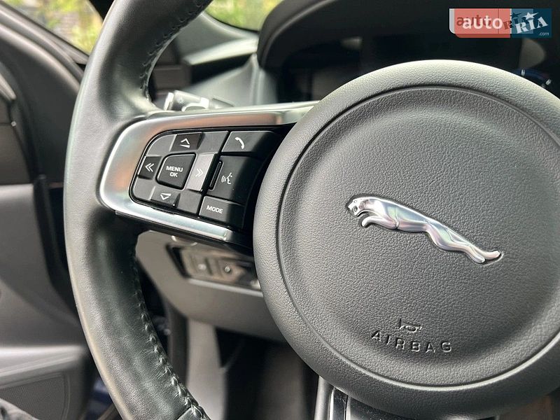 Внедорожник / Кроссовер Jaguar F-Pace 2017 в Киеве
