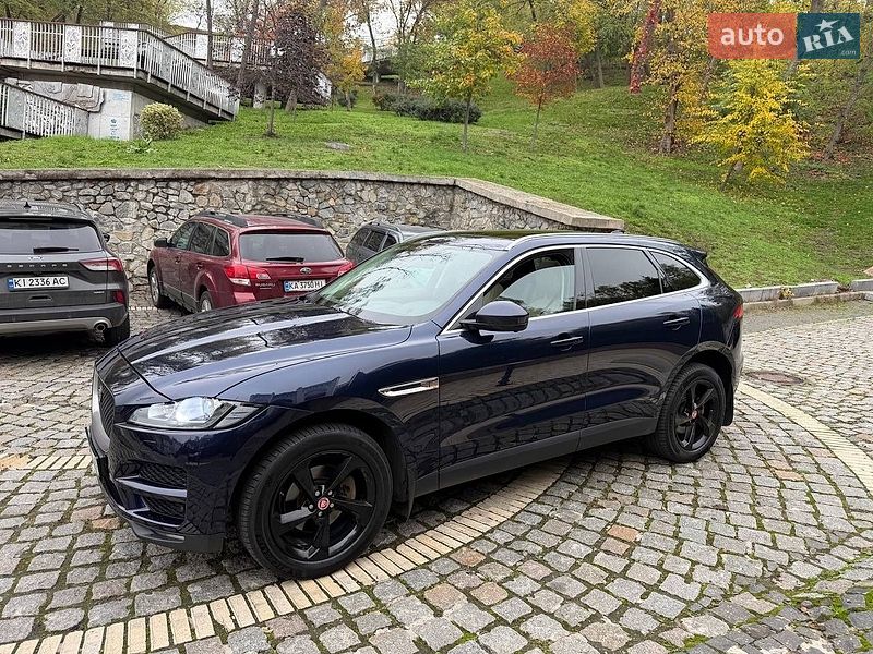 Внедорожник / Кроссовер Jaguar F-Pace 2016 в Киеве