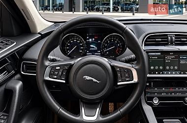 Внедорожник / Кроссовер Jaguar F-Pace 2020 в Киеве