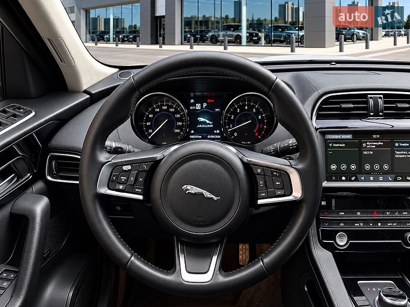 Внедорожник / Кроссовер Jaguar F-Pace 2020 в Киеве