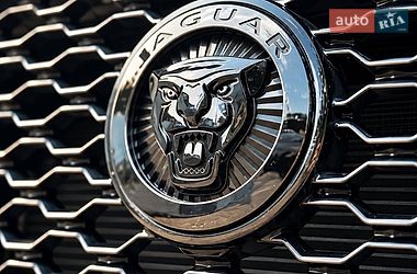 Внедорожник / Кроссовер Jaguar F-Pace 2020 в Киеве