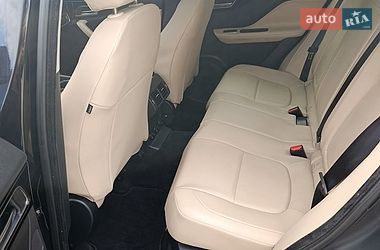 Внедорожник / Кроссовер Jaguar F-Pace 2016 в Золочеве фото 4 Внедорожник / Кроссовер Jaguar F-Pace 2016 в Золочеве