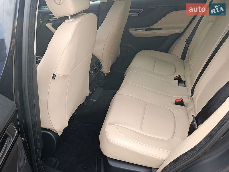 Внедорожник / Кроссовер Jaguar F-Pace 2016 в Золочеве фото 4 Внедорожник / Кроссовер Jaguar F-Pace 2016 в Золочеве