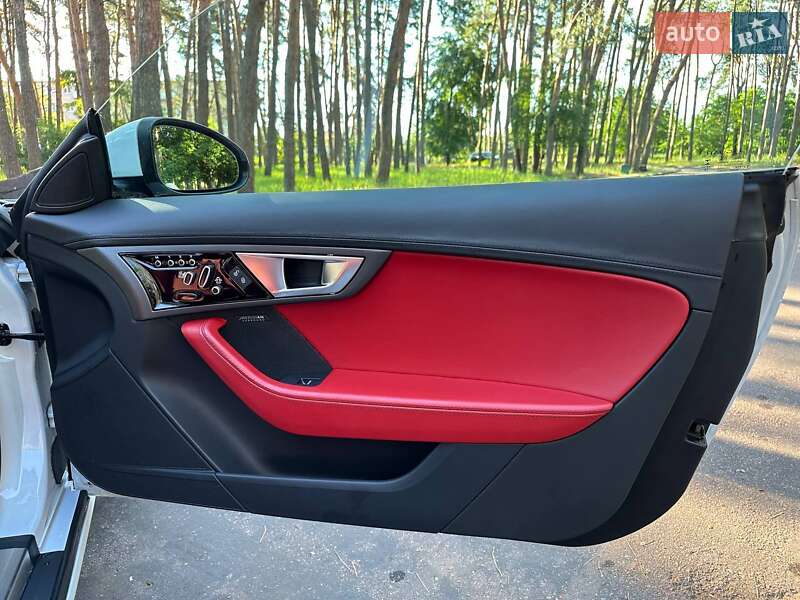 Купе Jaguar F-Type 2016 в Черкассах