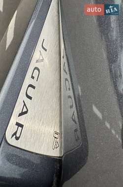 Купе Jaguar F-Type 2019 в 