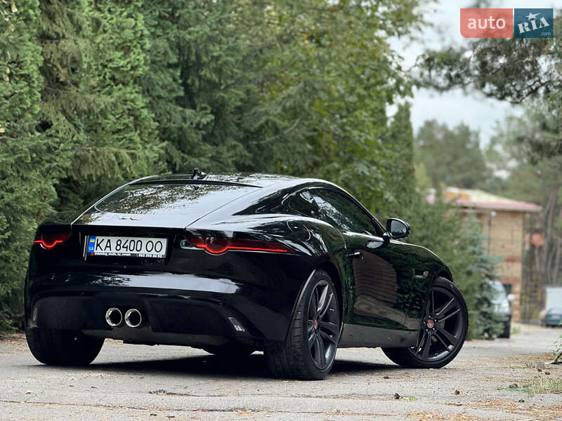 Купе Jaguar F-Type 2015 в Киеве