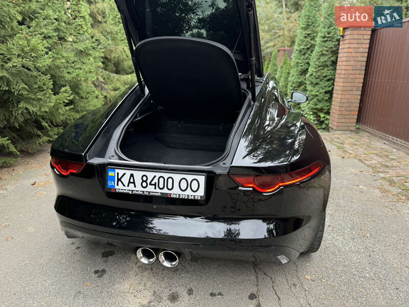 Купе Jaguar F-Type 2015 в Киеве