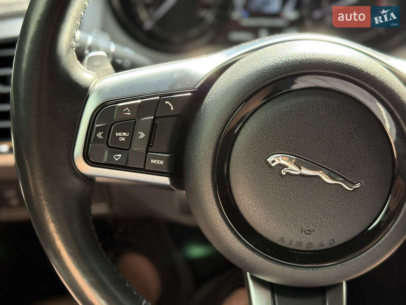 Купе Jaguar F-Type 2017 в Києві