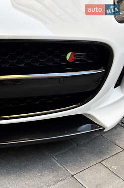 Купе Jaguar F-Type 2016 в 