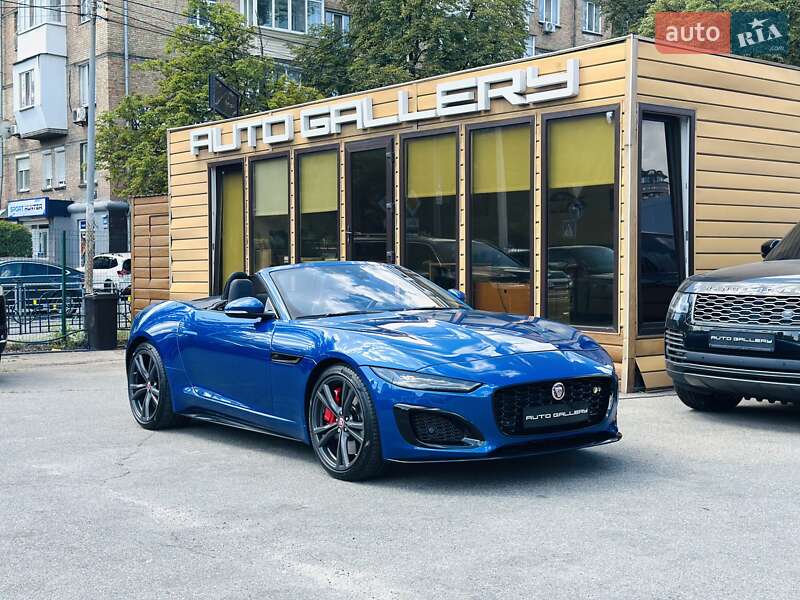 Кабриолет Jaguar F-Type 2020 в 